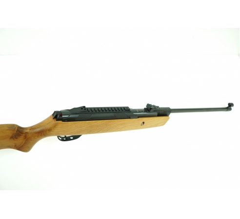 Пневматическая винтовка Hatsan Striker Alpha Wood (дерево)